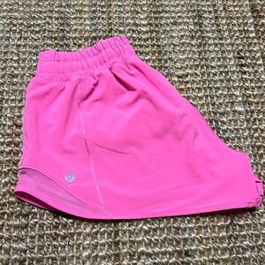 Lululemon hotty hot shorts low rise 2.3 inches